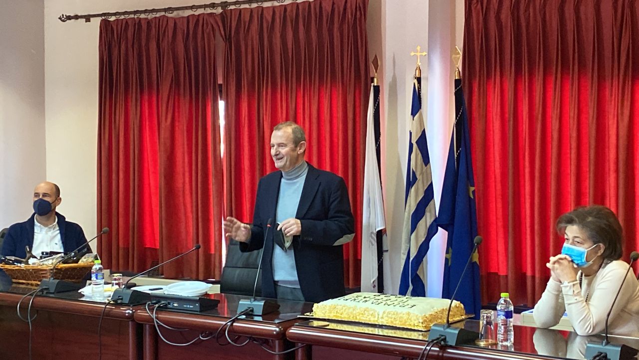 00 ΠΡΟΕΔΡΟΣ 1