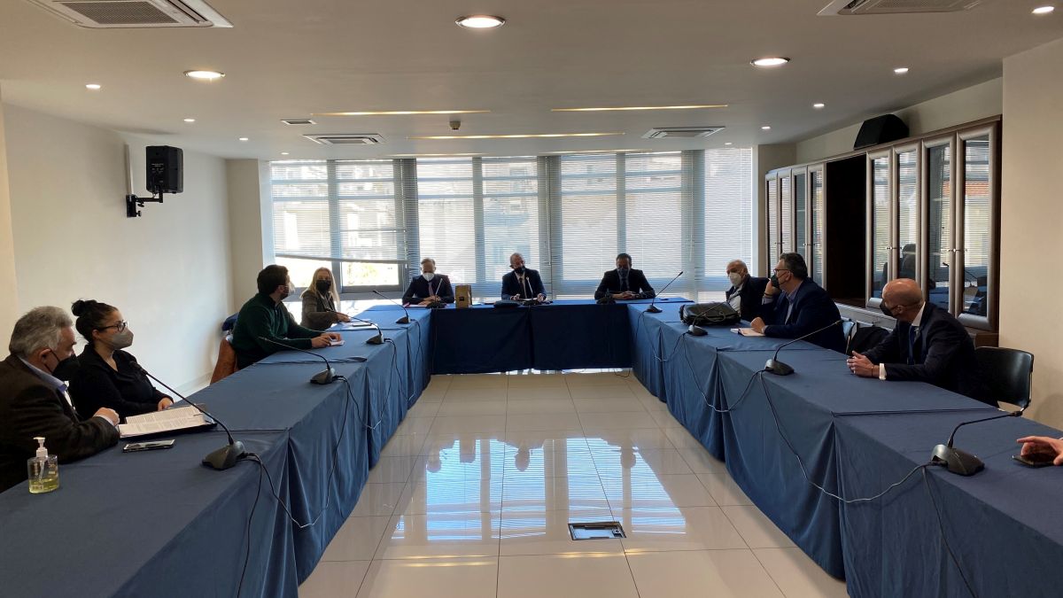 ΣΥΝΕΔΡΙΑΣΗ ΕΠΙΤΡΟΠΗΣ ΠΑΡΕΜΠΟΡΙΟΥ ΑΘΗΝΑ 4.2.22 1
