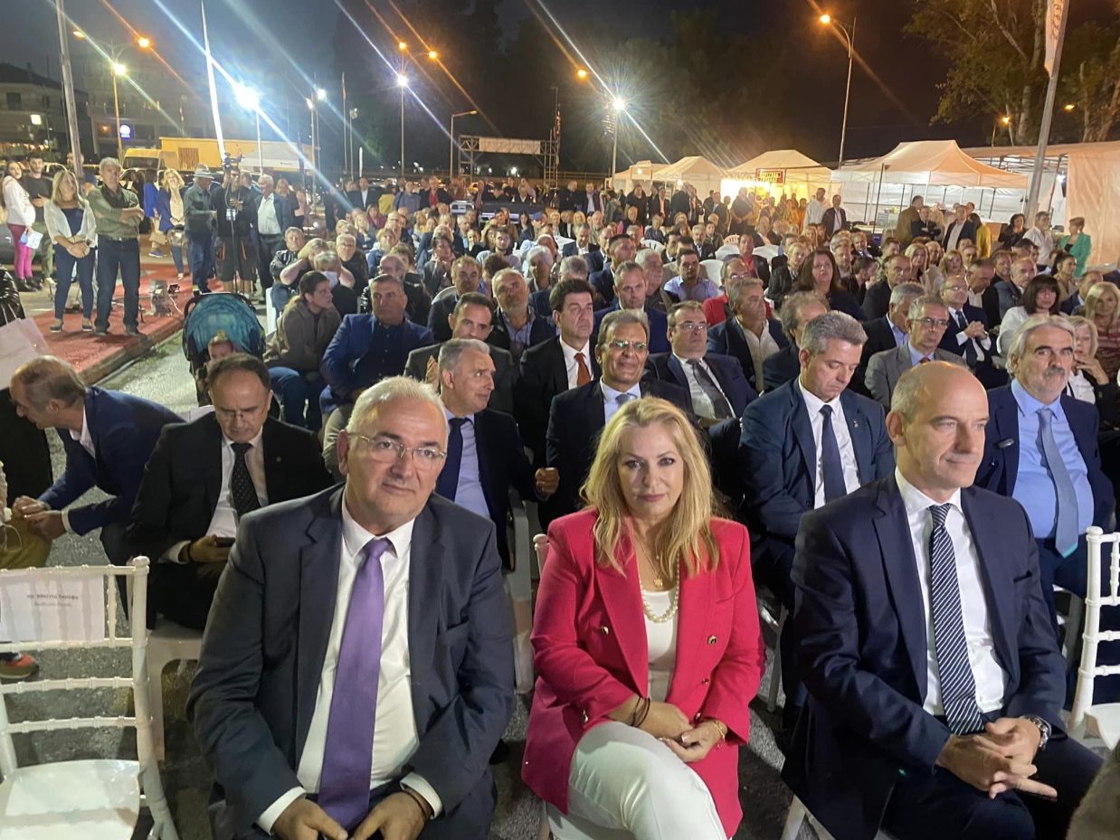 03 ΚΟΣΜΟΣ ΜΠΑΡΑΛΙΑΚΟΣ ΜΑΝΗ ΧΙΟΝΙΔΗΣ