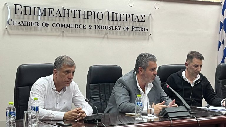 Ενημερωτική συνάντηση για την αλλαγή του απογευματινού ωραρίου των εμπορικών καταστημάτων για τους μήνες Ιούλιο – Αύγουστο