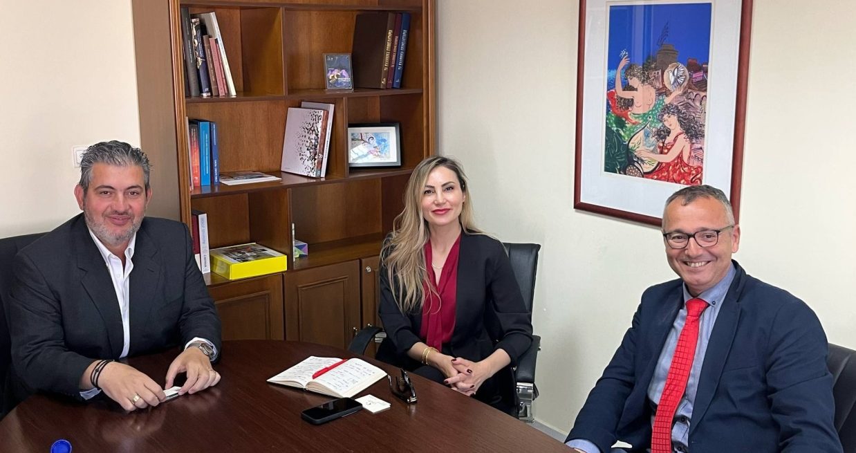 2 ΠΙΤΣΙΑΣ Gulcan Iren ΧΑΛΙΛΟΓΛΟΥ