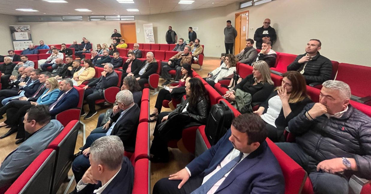 6 ΚΟΣΜΟΣ