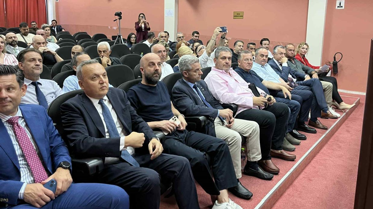 ΚΟΣΜΟΣ 3