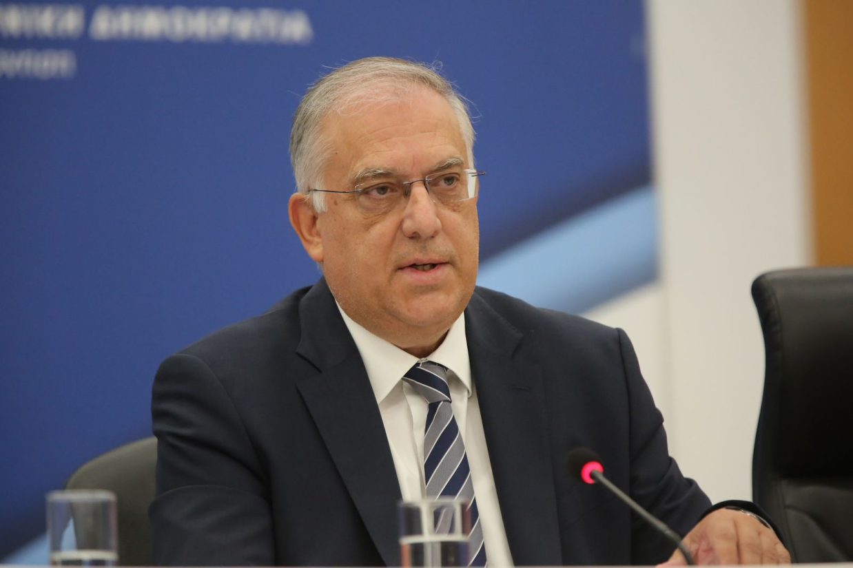 takis theodorikakos